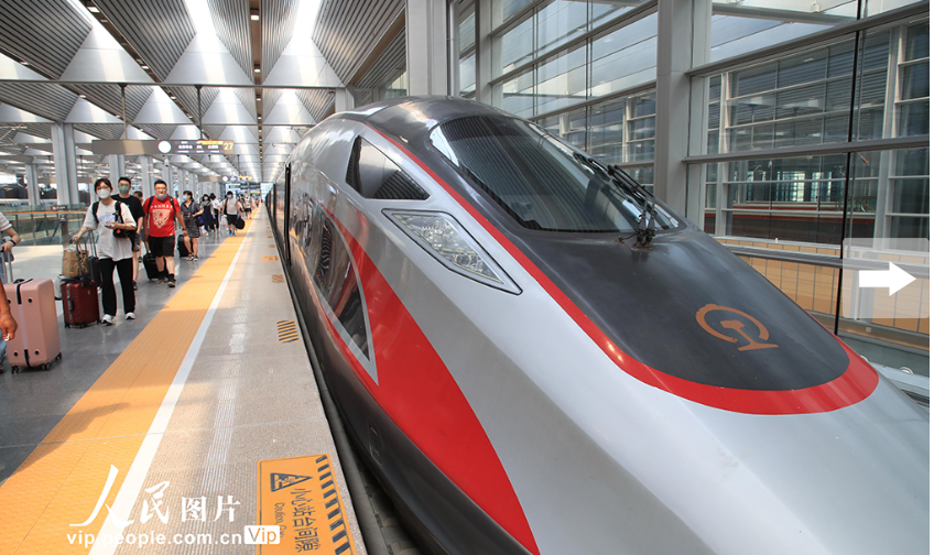 亚洲最大铁路枢纽客站北京丰台火车站开通运营